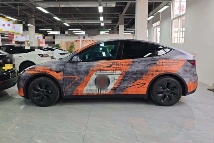 Used Tesla Model Y 2023 Rear-Wheel-Drive Version Left Side