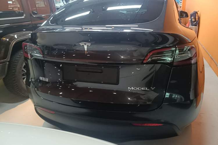 Used Tesla Model Y 2023 Rear-Wheel-Drive Version Rear