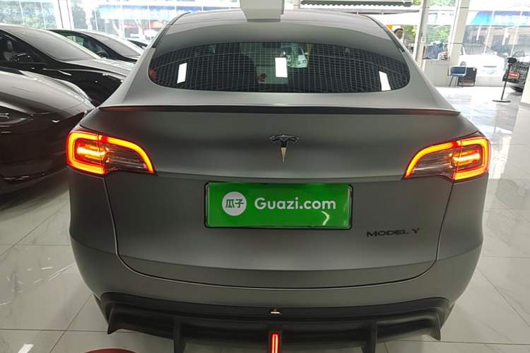 Used Tesla Model Y 2023 Rear-Wheel-Drive Version Rear