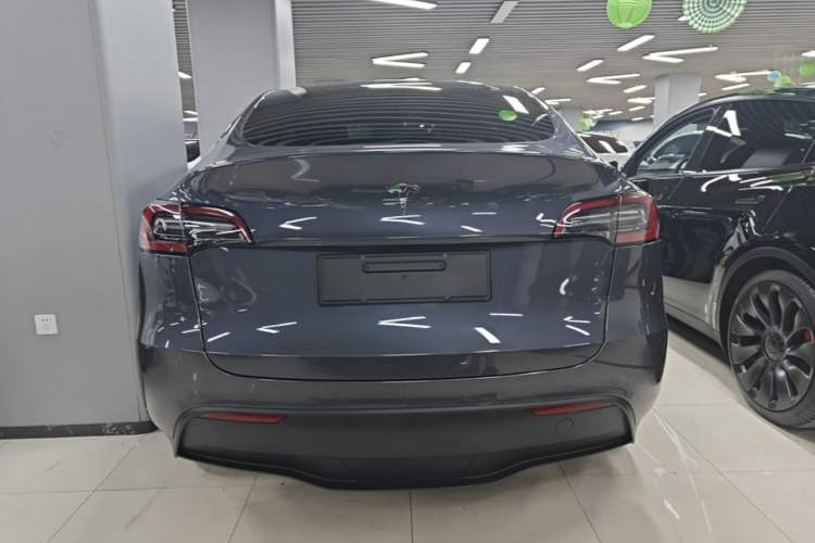 Used Tesla Model Y 2023 Long-Range All-Wheel-Drive Version Rear