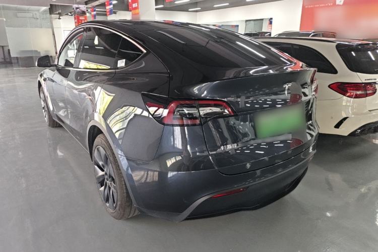 Used Tesla Model Y 2023 Rear-Wheel-Drive Version Rear Left 45 Deg