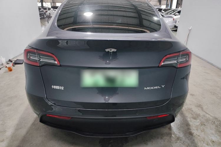 Used Tesla Model Y 2023 Long-Range All-Wheel-Drive Version Rear