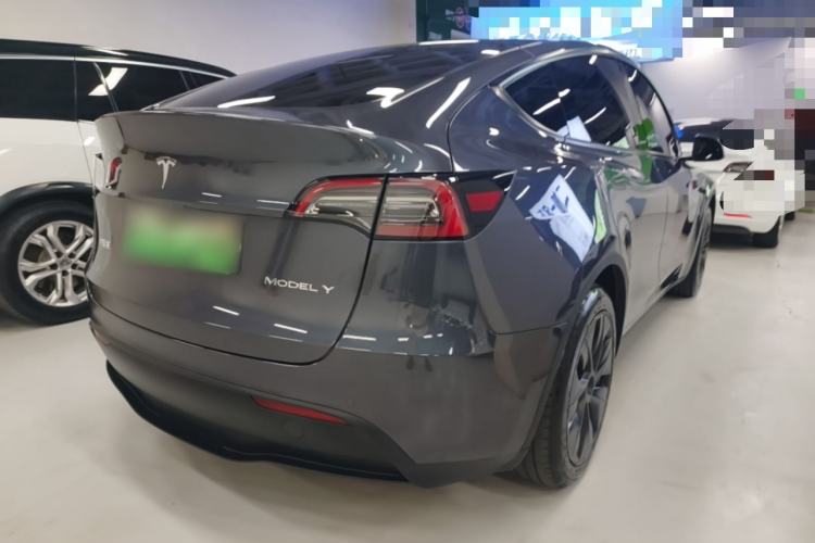 Used Tesla Model Y 2023 Rear-Wheel-Drive Version Rear Right 45 Deg