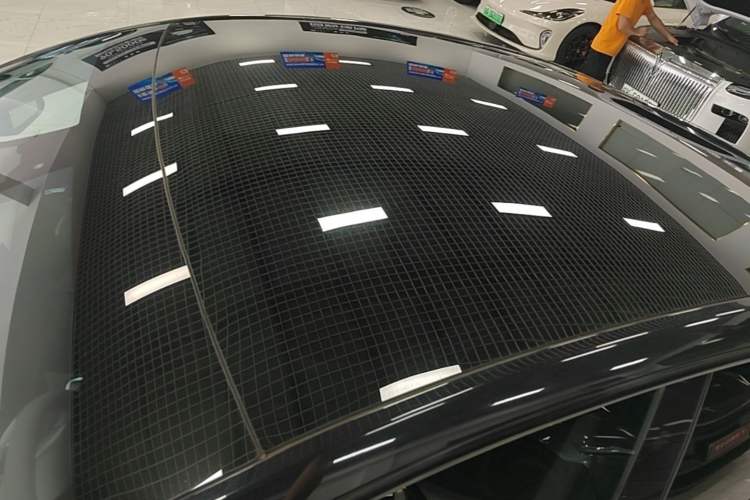 Used Tesla Model Y 2023 Rear-Wheel-Drive Version Roof