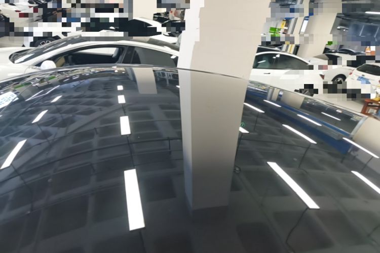 Used Tesla Model Y 2023 Rear-Wheel-Drive Version Roof