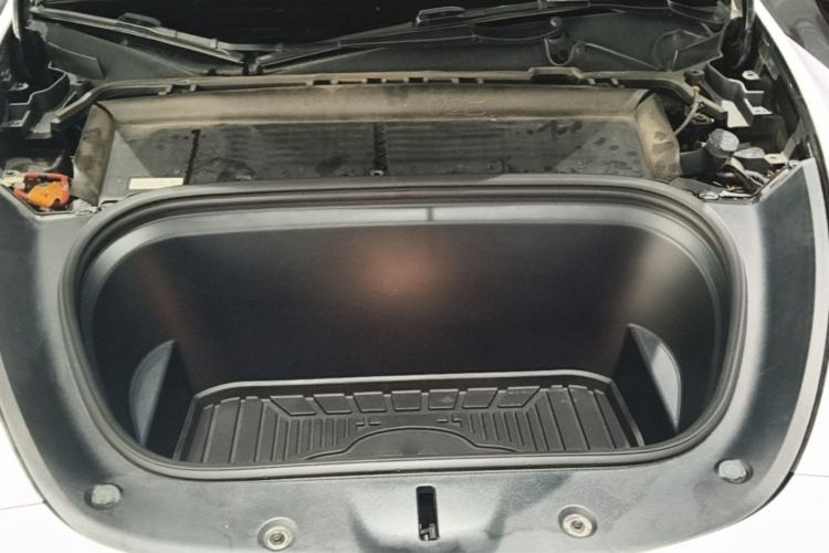 Used Tesla Model Y 2023 Rear-Wheel-Drive Version Engine Bay