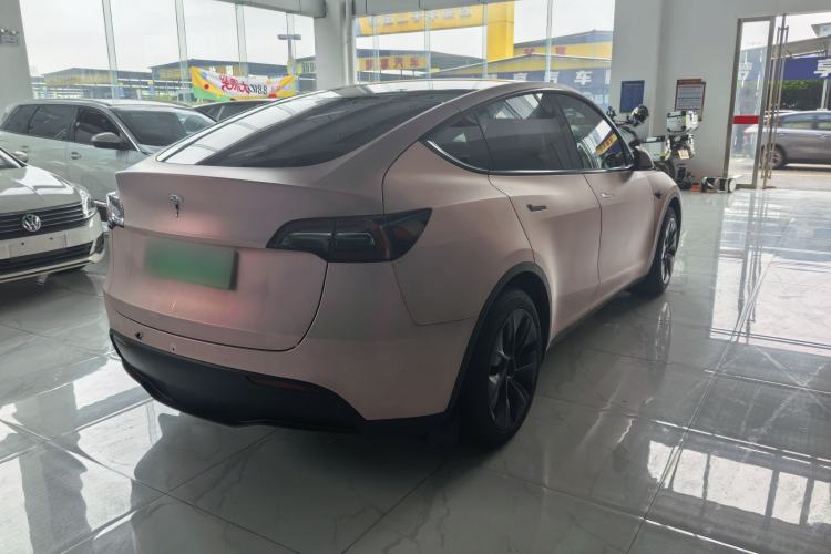 Used Tesla Model Y 2023 Rear-Wheel-Drive Version Exterior 2