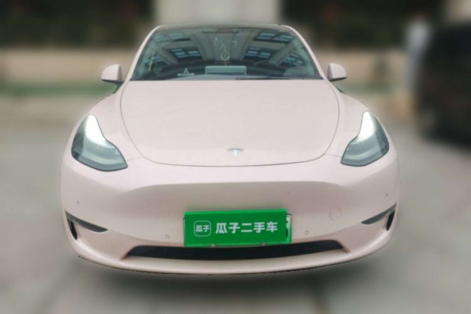 Used Tesla Model Y 2023 High-Performance All-Wheel-Drive Version Front