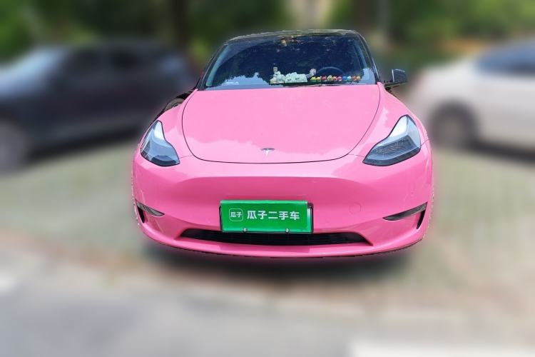 Used Tesla Model Y 2023 Long-Range All-Wheel-Drive Version Front