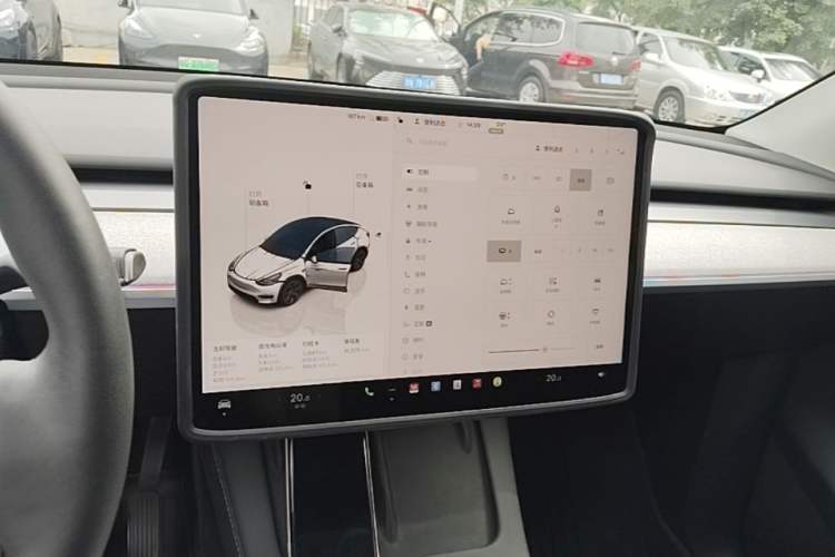 Used Tesla Model Y 2023 Rear-Wheel-Drive Version Audio And AC Panel