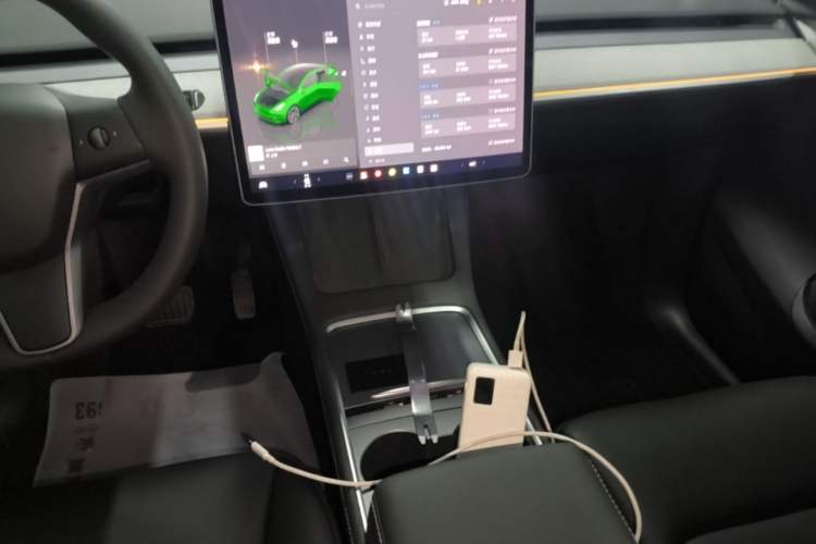 Used Tesla Model Y 2023 Rear-Wheel-Drive Version Audio And AC Panel