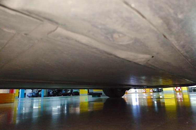 Used Tesla Model Y 2023 Long-Range All-Wheel-Drive Version Chassis Rear Right