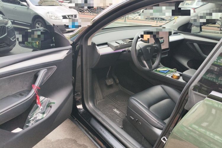 Used Tesla Model Y 2023 Rear-Wheel-Drive Version Driver Seat