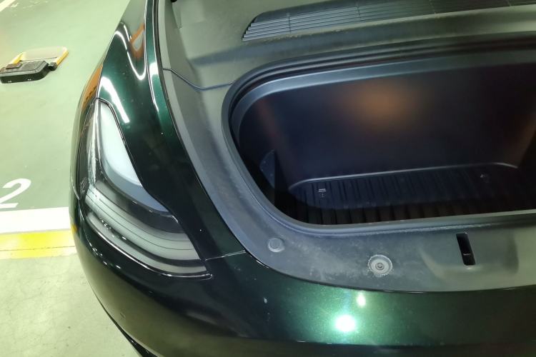 Used Tesla Model Y 2023 Rear-Wheel-Drive Version Engine Bay Right
