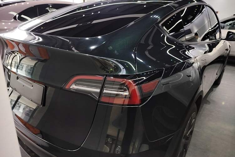 Used Tesla Model Y 2023 Rear-Wheel-Drive Version Rear