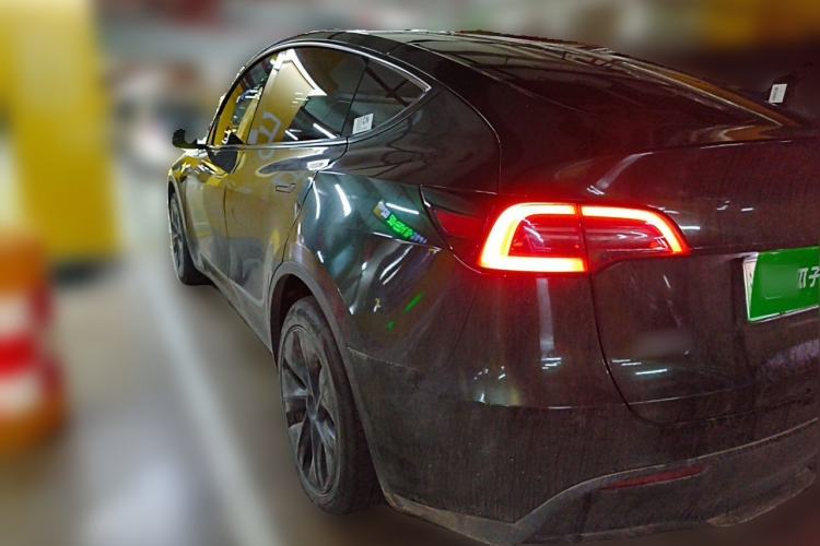 Used Tesla Model Y 2023 Long-Range All-Wheel-Drive Version Rear Left 45 Deg