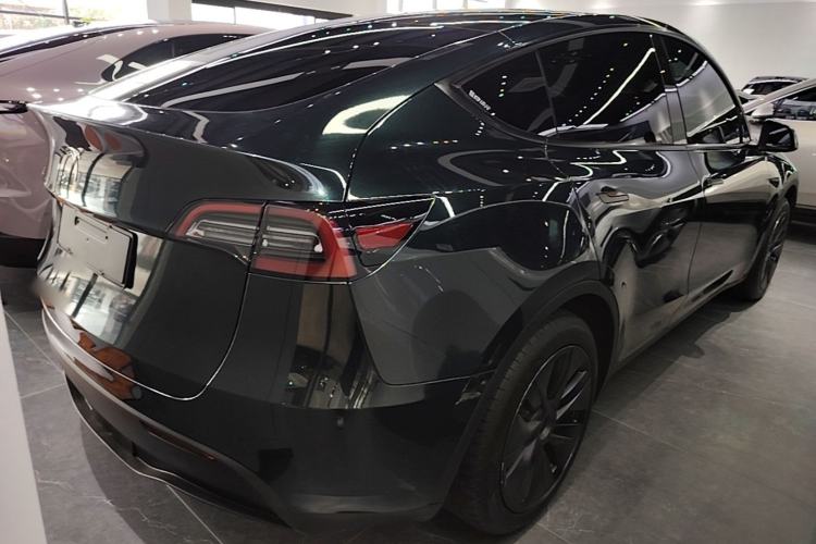 Used Tesla Model Y 2023 Rear-Wheel-Drive Version Rear Right 45 Deg