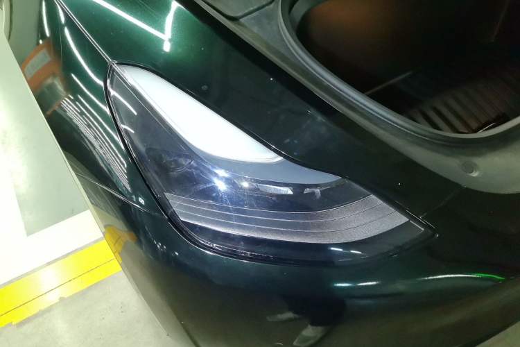 Used Tesla Model Y 2023 Rear-Wheel-Drive Version Right Front Headlight