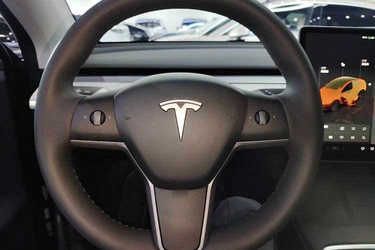 Used Tesla Model Y 2023 Rear-Wheel-Drive Version Steering Wheel