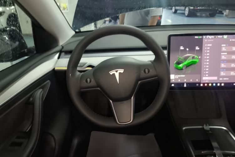 Used Tesla Model Y 2023 Rear-Wheel-Drive Version Steering Wheel