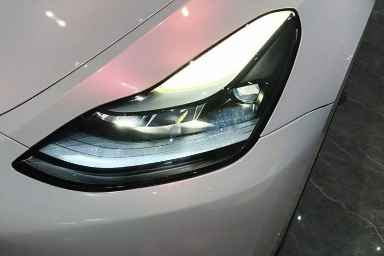 Used Tesla Model Y 2023 Rear-Wheel-Drive Version Left Front Headlight