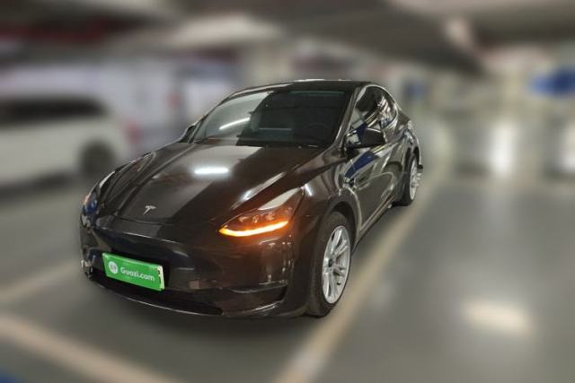 Used Tesla Model Y 2023 Long-Range All-Wheel-Drive Version