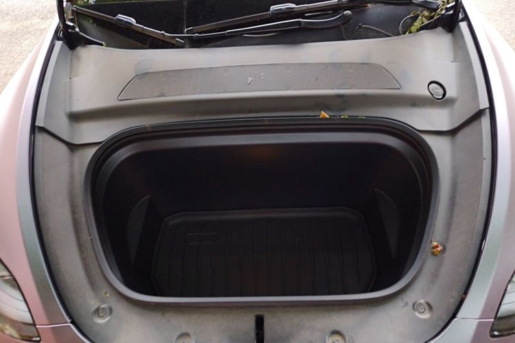 Used Tesla Model Y 2023 Rear-Wheel-Drive Version Engine Bay