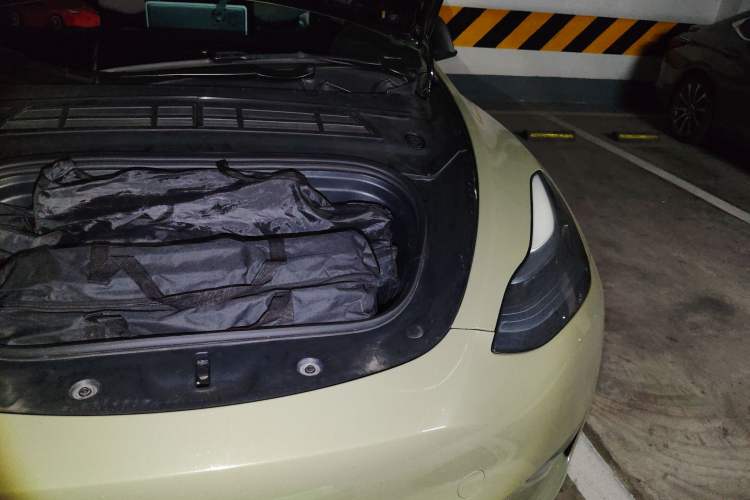 Used Tesla Model Y 2023 Long-Range All-Wheel-Drive Version Engine Bay Left