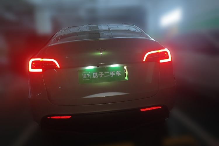 Used Tesla Model Y 2023 Long-Range All-Wheel-Drive Version Rear