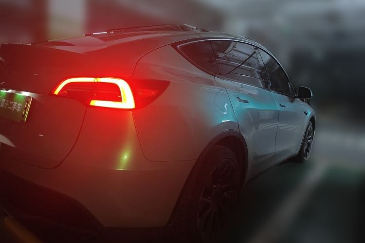 Used Tesla Model Y 2023 Long-Range All-Wheel-Drive Version Rear Right 45 Deg