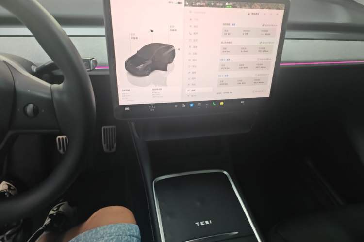 Used Tesla Model Y 2023 Long-Range All-Wheel-Drive Version Audio And AC Panel
