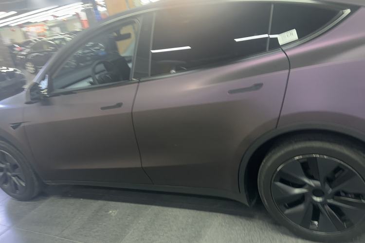 Used Tesla Model Y 2023 Rear-Wheel-Drive Version Exterior 2