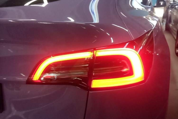 Used Tesla Model Y 2023 Rear-Wheel-Drive Version Exterior 3