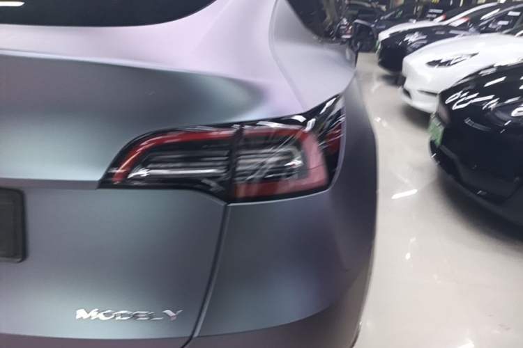 Used Tesla Model Y 2023 Rear-Wheel-Drive Version Exterior 3