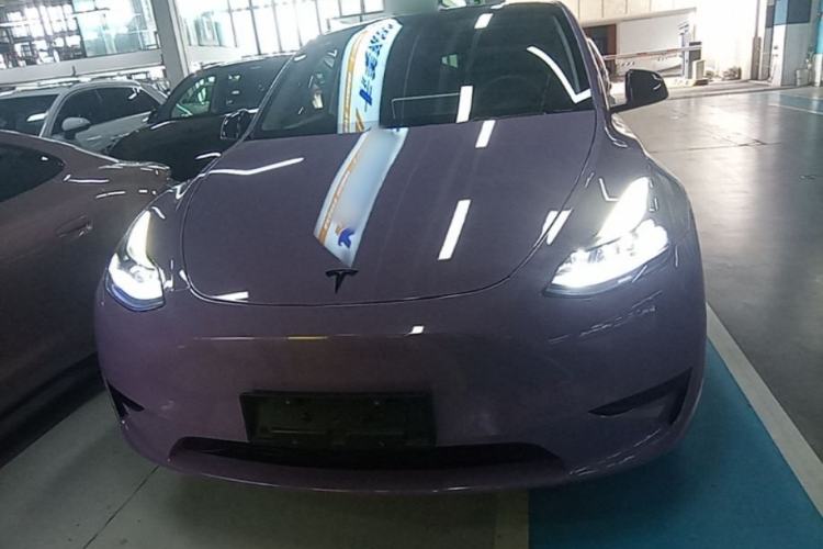 Used Tesla Model Y 2023 Rear-Wheel-Drive Version Front