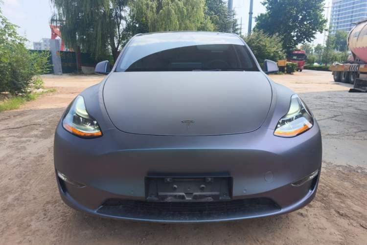 Used Tesla Model Y 2023 Long-Range All-Wheel-Drive Version Front