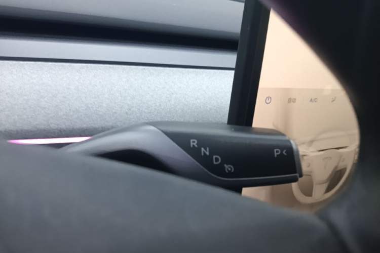 Used Tesla Model Y 2023 Rear-Wheel-Drive Version Gear Lever