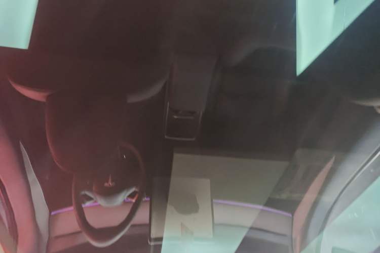 Used Tesla Model Y 2023 Rear-Wheel-Drive Version Headliner