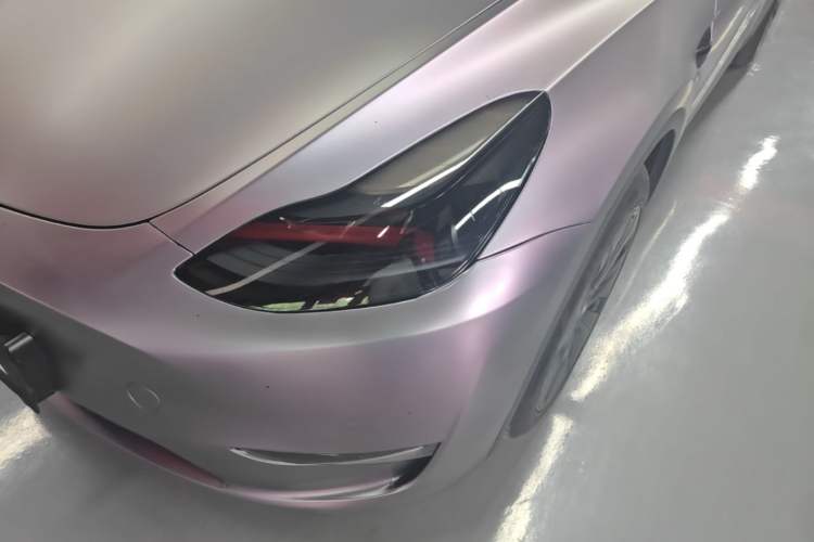 Used Tesla Model Y 2023 Long-Range All-Wheel-Drive Version Left Front Headlight