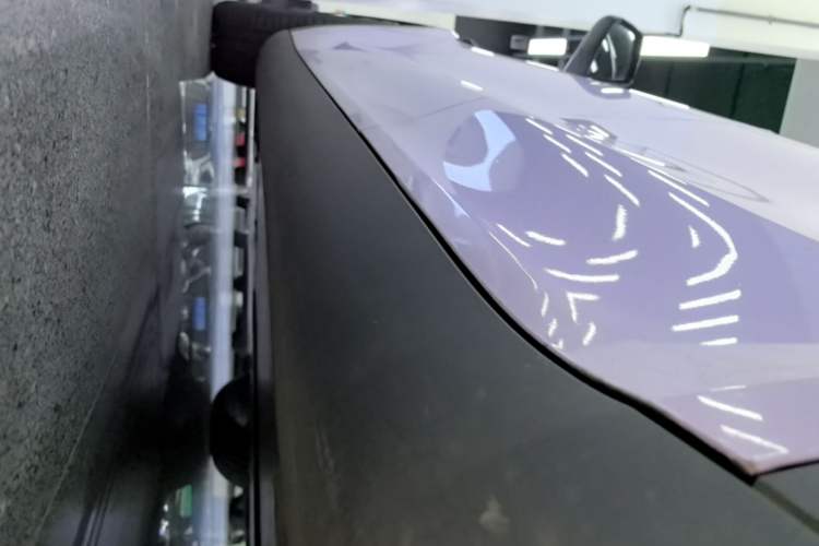 Used Tesla Model Y 2023 High-Performance All-Wheel-Drive Version Left Side Sill