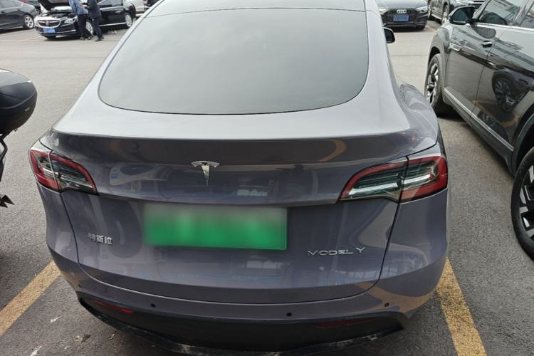 Used Tesla Model Y 2023 Rear-Wheel-Drive Version Rear