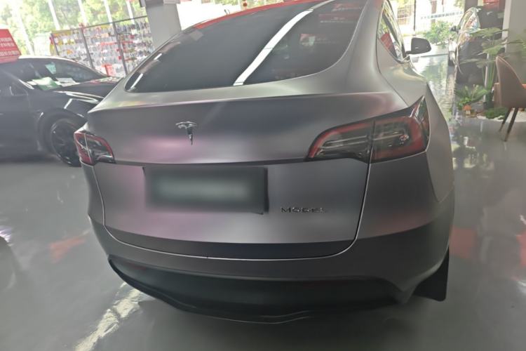 Used Tesla Model Y 2023 Long-Range All-Wheel-Drive Version Rear