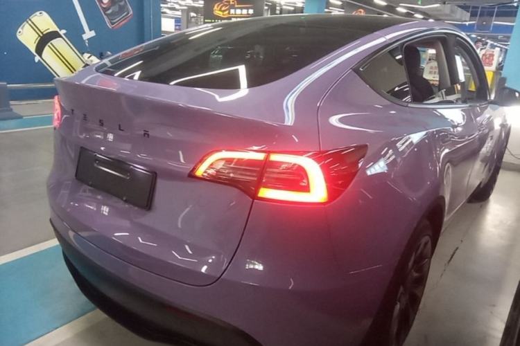 Used Tesla Model Y 2023 Rear-Wheel-Drive Version Rear Right 45 Deg