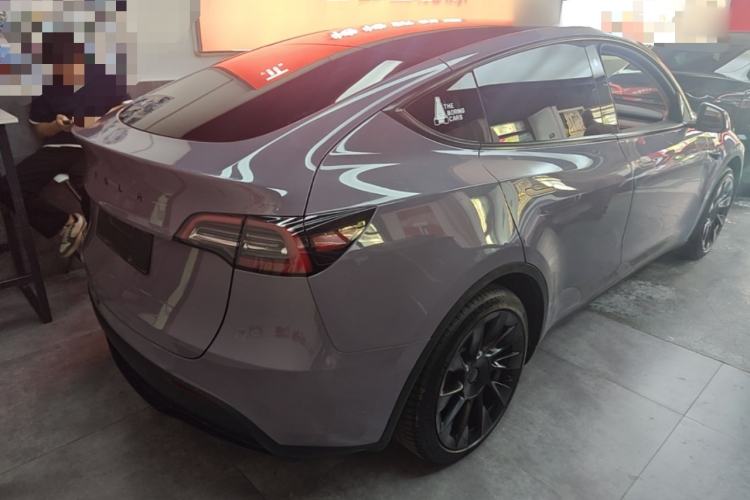 Used Tesla Model Y 2023 Rear-Wheel-Drive Version Rear Right 45 Deg