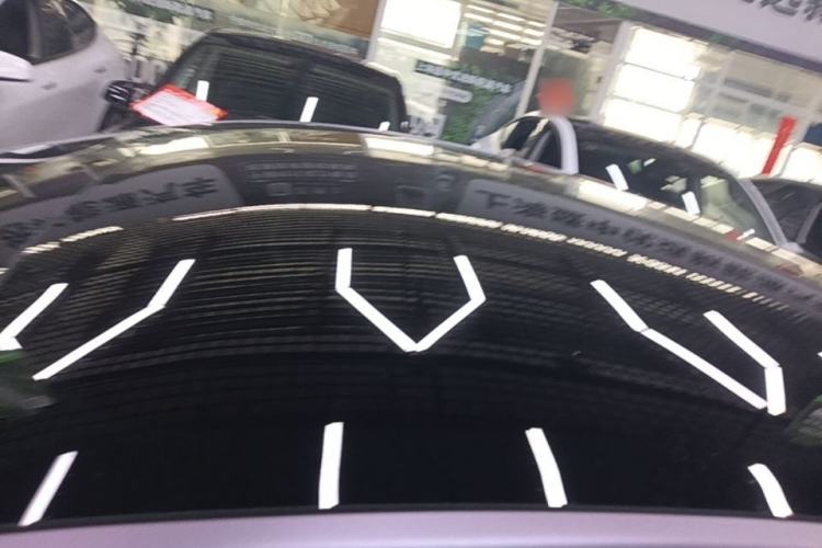 Used Tesla Model Y 2023 Rear-Wheel-Drive Version Roof