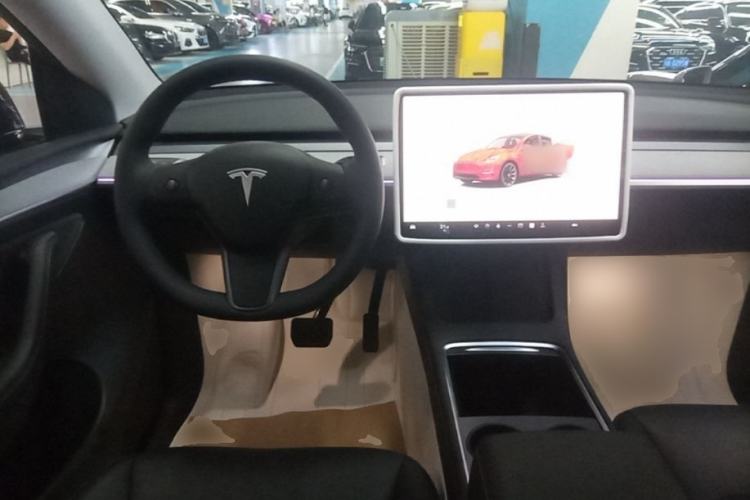 Used Tesla Model Y 2023 Rear-Wheel-Drive Version Steering Wheel