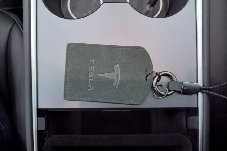 Used Tesla Model Y 2023 High-Performance All-Wheel-Drive Version Vehicle Key
