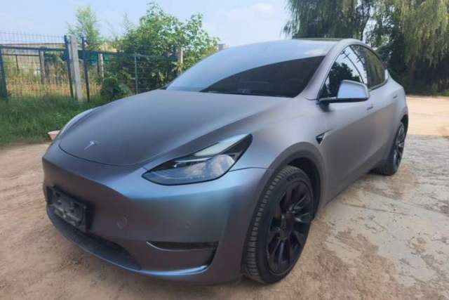 Used Tesla Model Y 2023 Long-Range All-Wheel-Drive Version