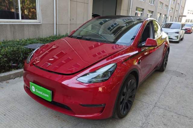 Tesla Model Y 2023 High-Performance All-Wheel-Drive Version de segunda mano