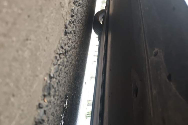 Used Tesla Model Y 2023 Rear-Wheel-Drive Version Chassis Front Right